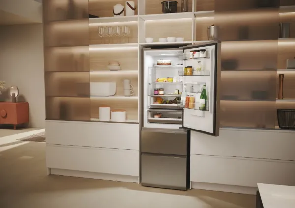 Haier HTW5618EWMG 60/40 Fridge Freezer - Silver