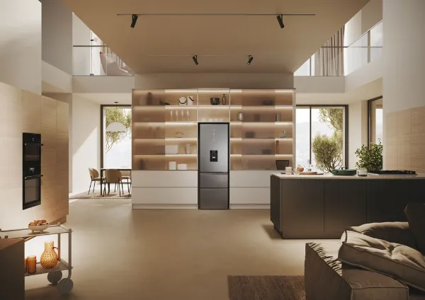 Haier HTW5618EWMG 60/40 Fridge Freezer - Silver