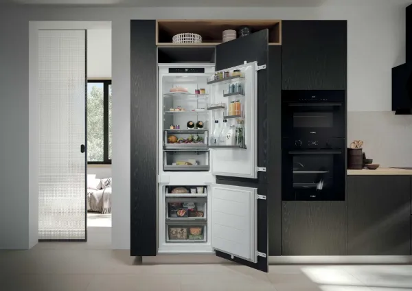 Haier HBQW5518EK-UK 70/30 Built In Total No Frost Fridge Freezer