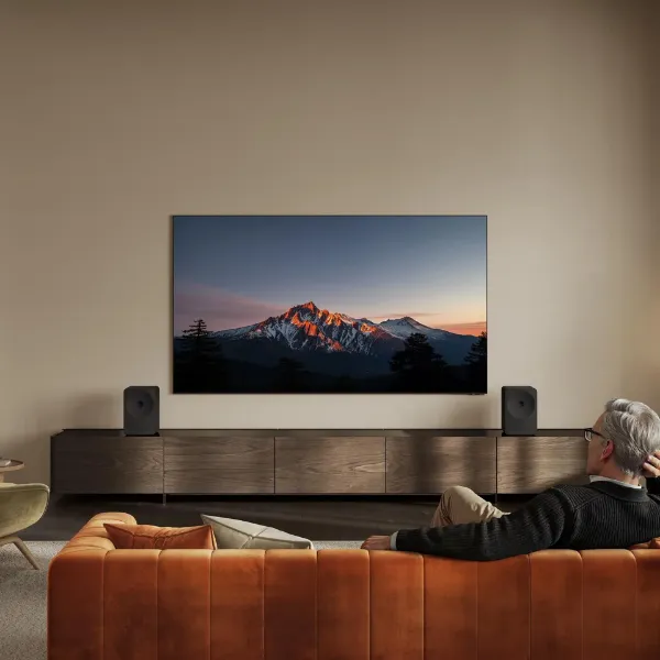 Samsung HW-LS70H/XU Multi-Directional Music Studio 7 WiFi-Bluetooth Wireless Speaker - Black_room view