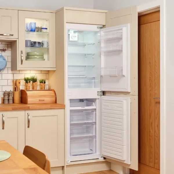 Sensis RFCMBI015450EW 54cm 50/50 Built InFrost Free Fridge Freezer - White_room view