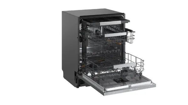 LG Series 8 TrueSteam QuadWash Pro DBGT836R 15 PS WiFi Connected Integrated Full Size Dishwasher