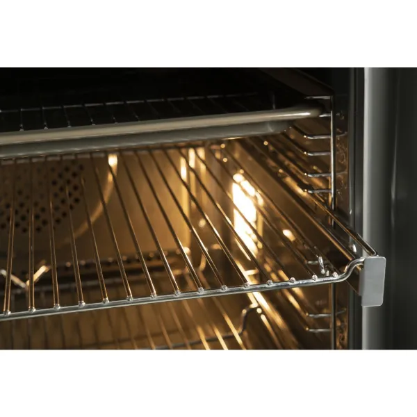 CDA SL100SS Electric Single Oven_Interior Cavity Detail