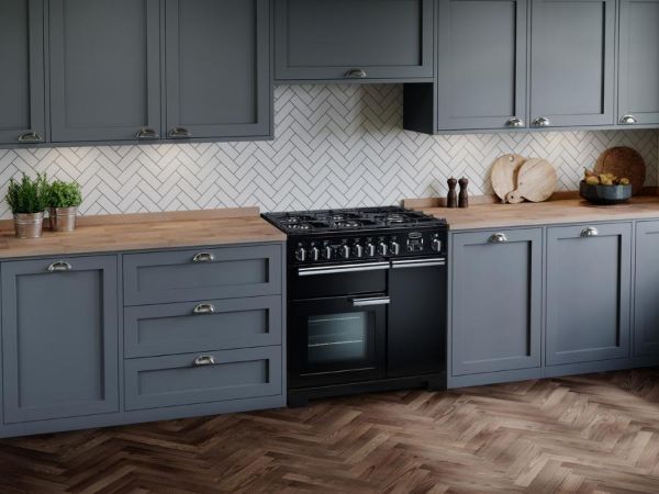Rangemaster 125930 Professional Deluxe 90 Dual Fuel Range Cooker in Charcoal Black with Chrome Trim - PDL90DFFCB/C